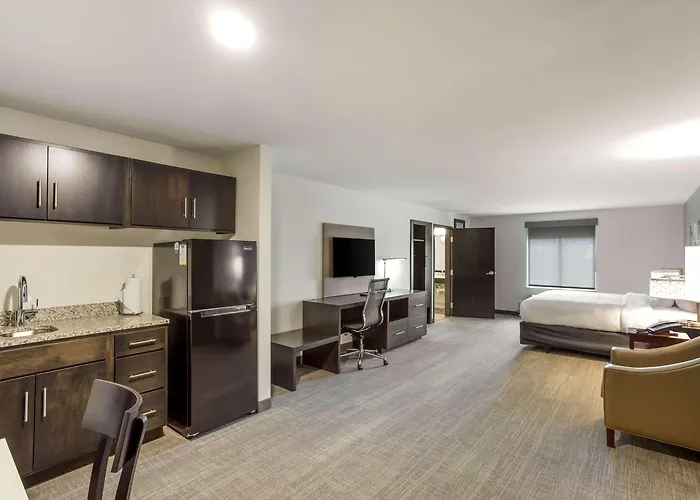 Mainstay Suites Logan Ohio-Hocking Hills